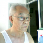 白发慈祥老爷子