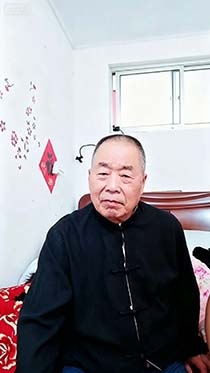陪儒雅老头直播