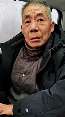 朴实儒雅老头