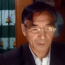 老教授害羞聊天