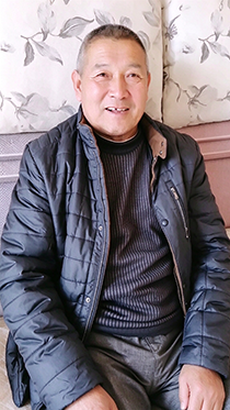 圆脸老头搞直播