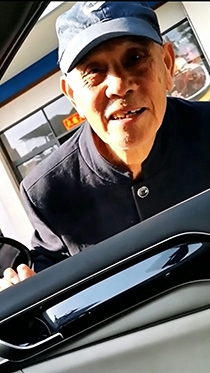 搭讪路边帅老上我的车