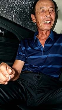 有男人味老头上了我的车
