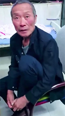 朴实的老保安