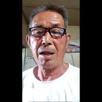 可爱的朴实农村老