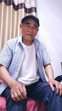 陪着老爹搞直播