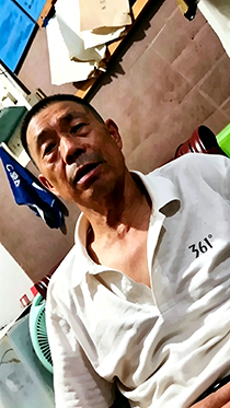 看望老更夫