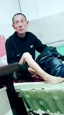 陪伴瘦老头