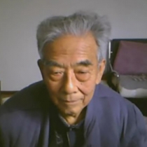 朴实的耄耋老伯