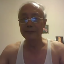 白发眼镜老教授